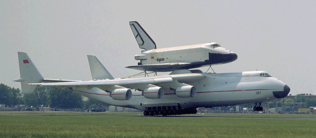 antonov 225 et navette